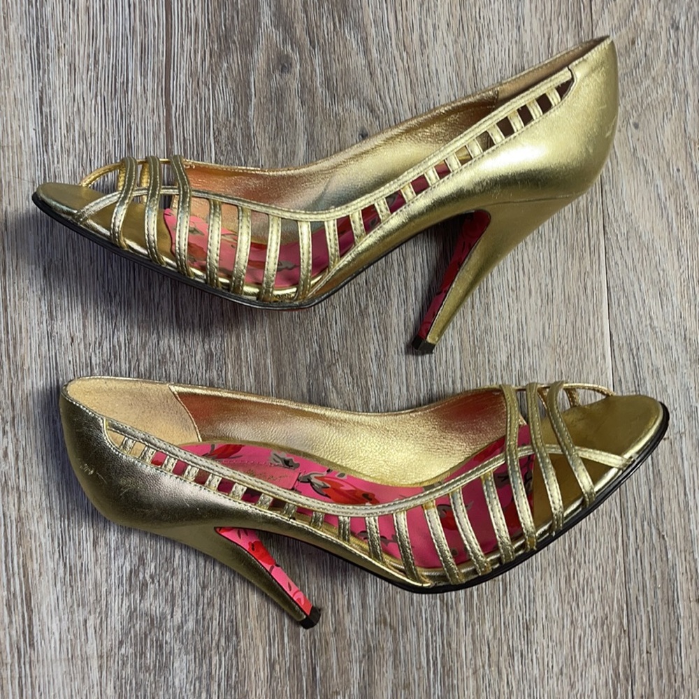 Betsey Johnson Golden Leather Heels Size 6.5-7
